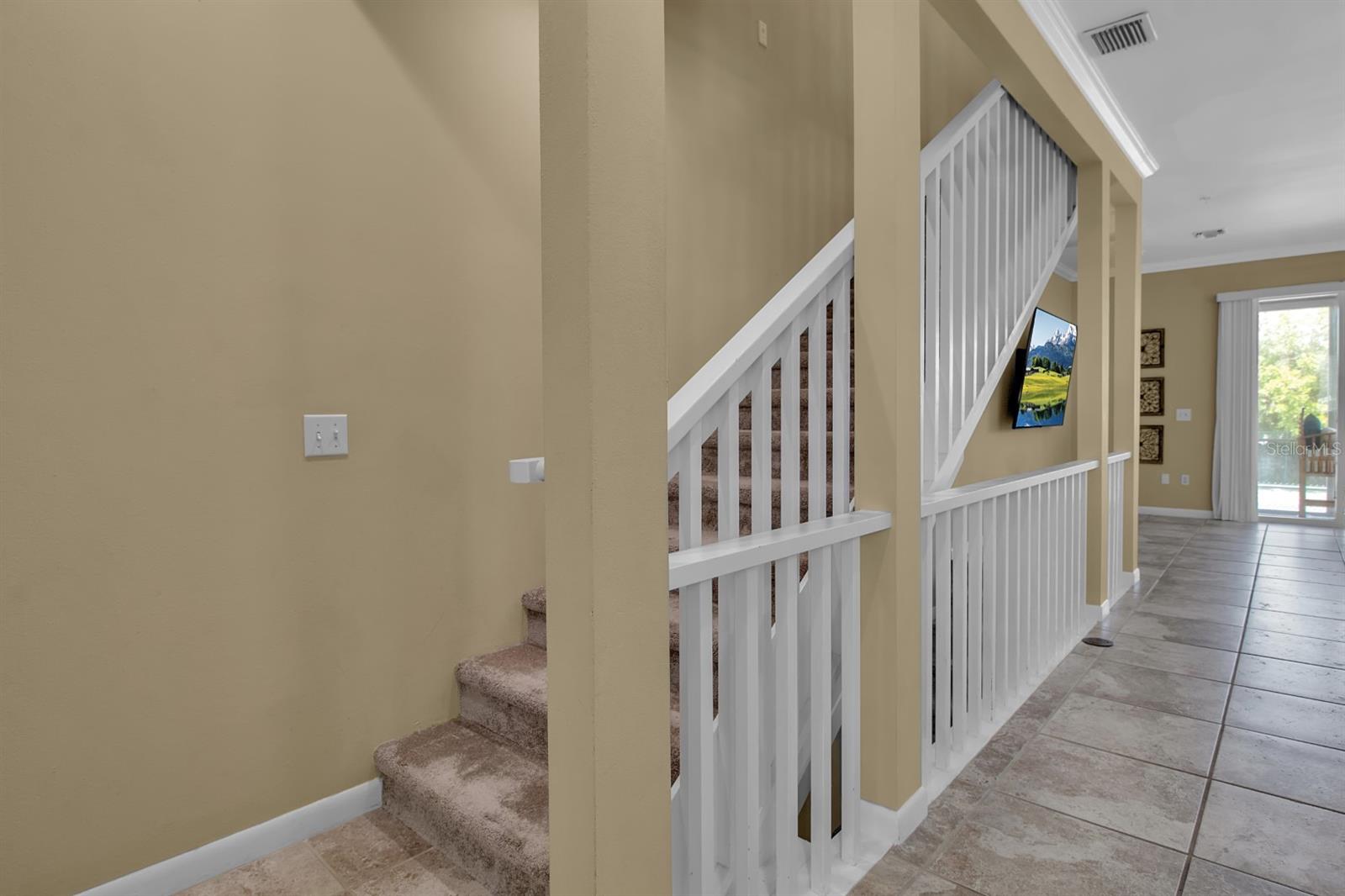 528 FOREST WAY, LONGBOAT KEY, FL, 34228