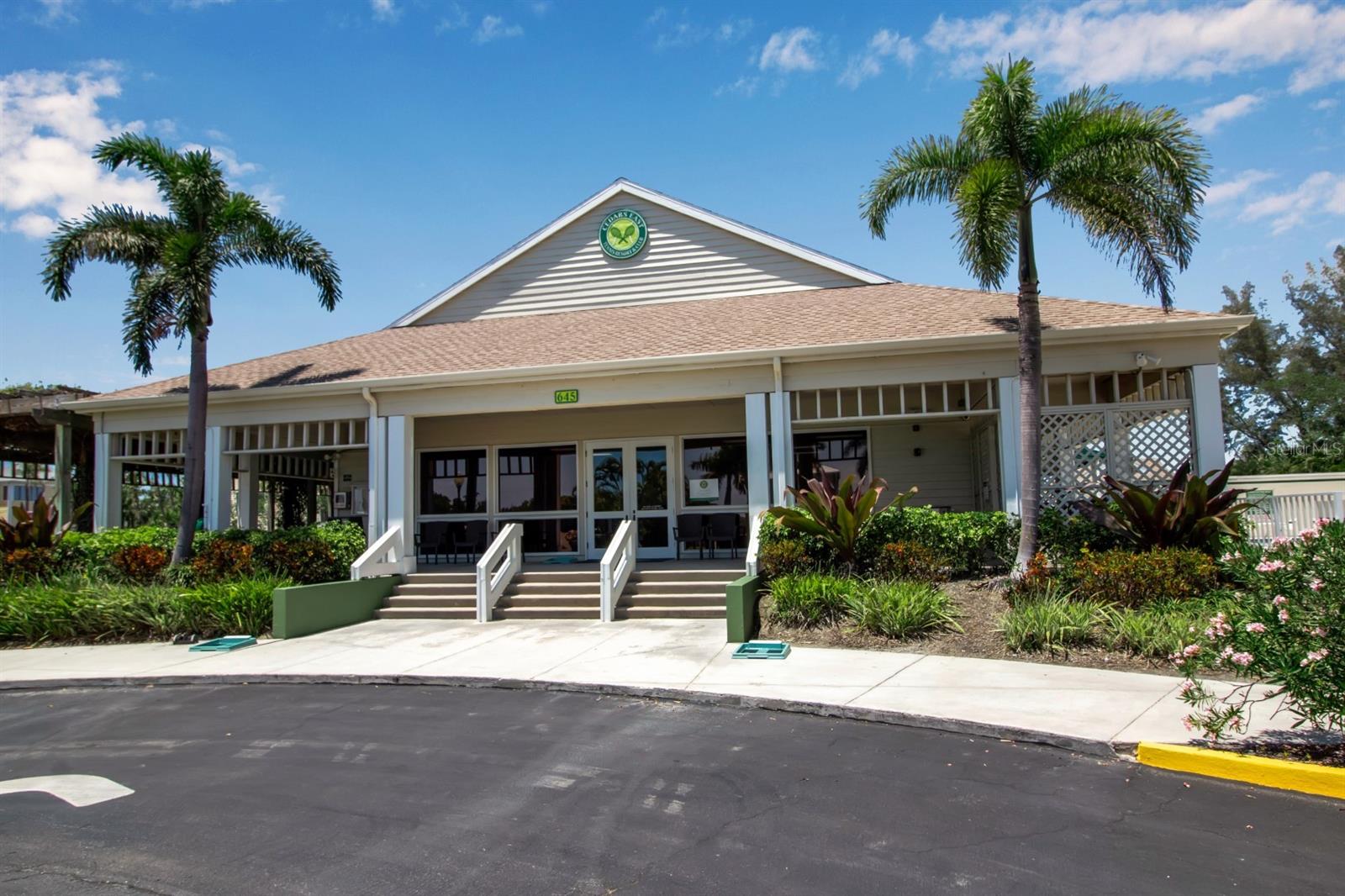 528 FOREST WAY, LONGBOAT KEY, FL, 34228