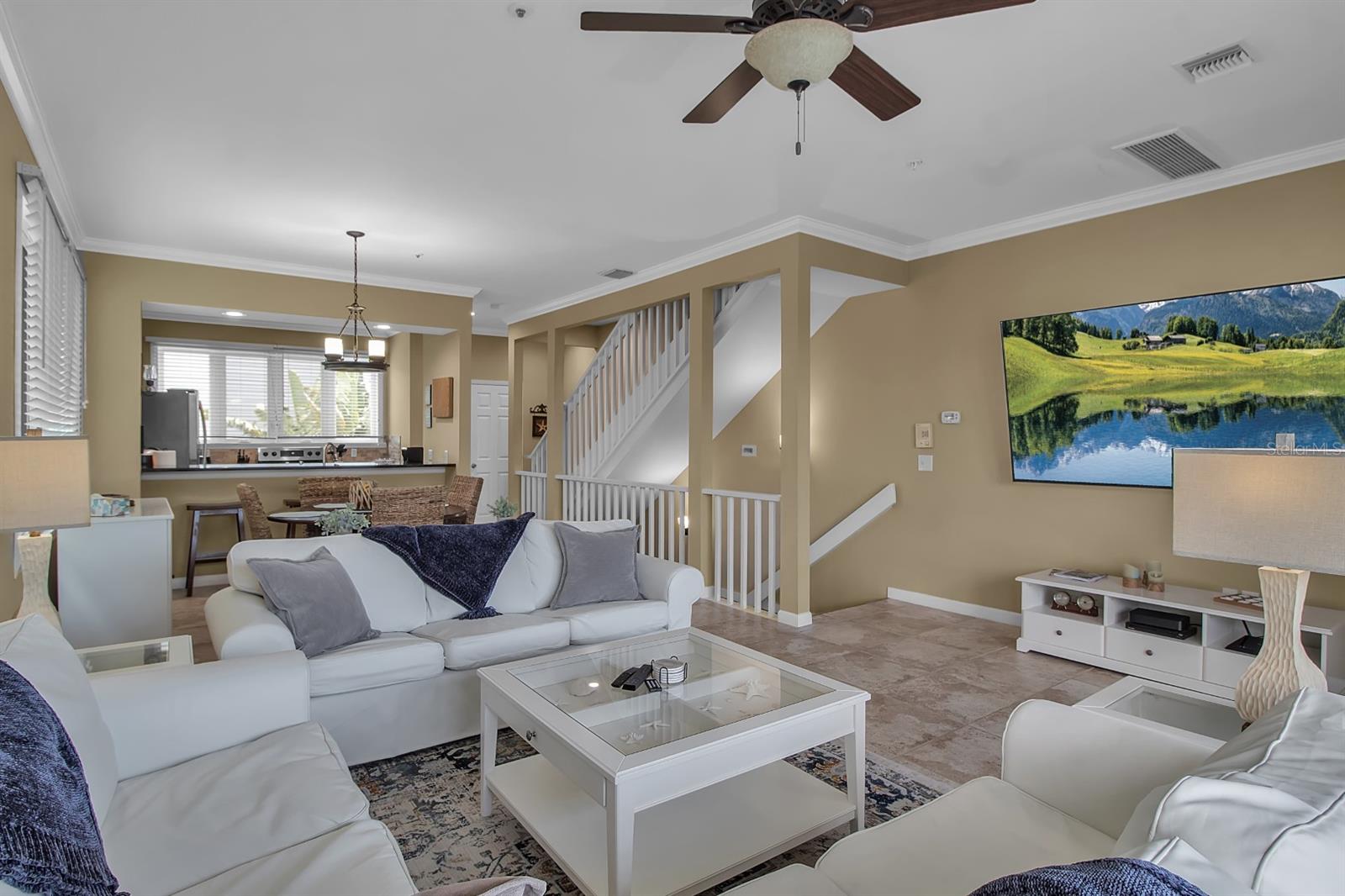 528 FOREST WAY, LONGBOAT KEY, FL, 34228