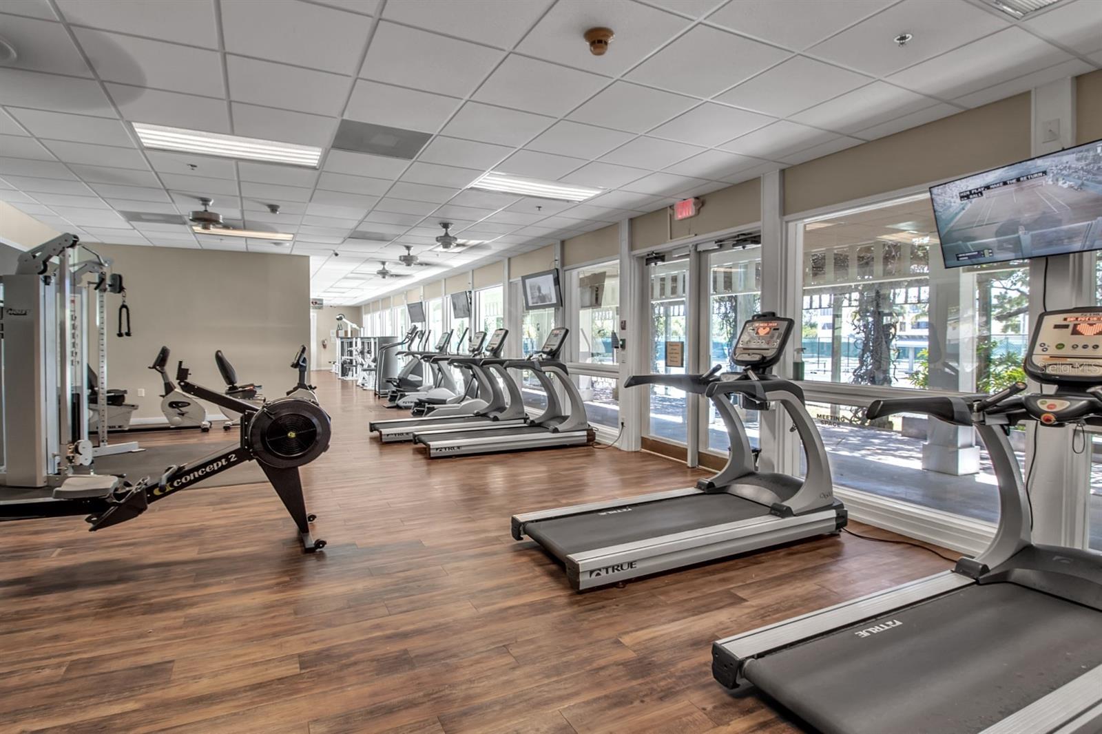 528 FOREST WAY, LONGBOAT KEY, FL, 34228