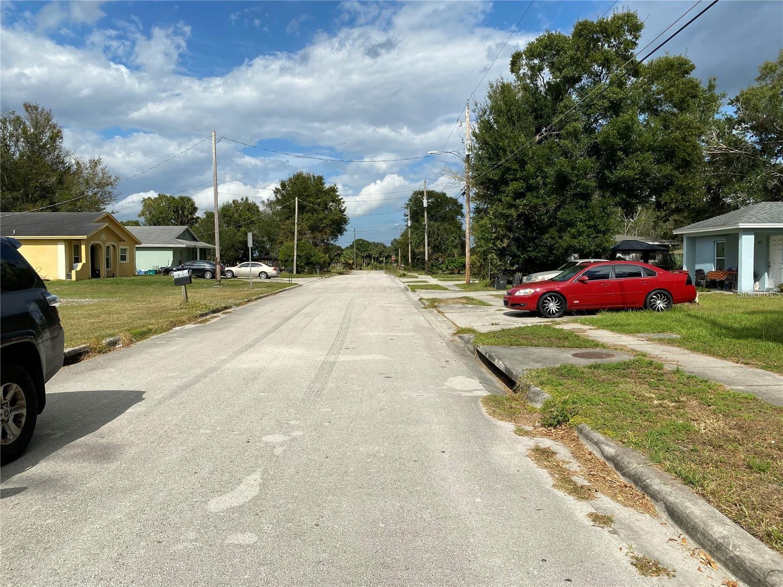 2069 DIXIE AVE, SANFORD, FL, 32771