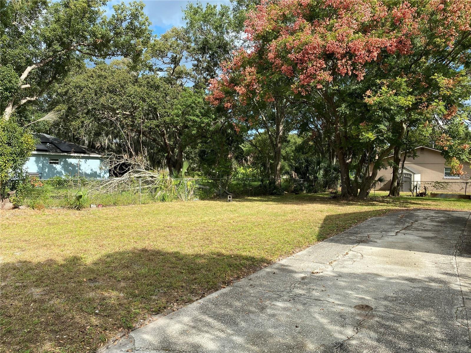 2069 DIXIE AVE, SANFORD, FL, 32771