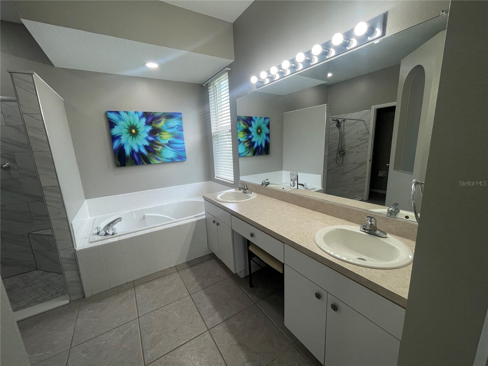 2319 W DEL WEBB BLVD, SUN CITY CENTER, FL, 33573