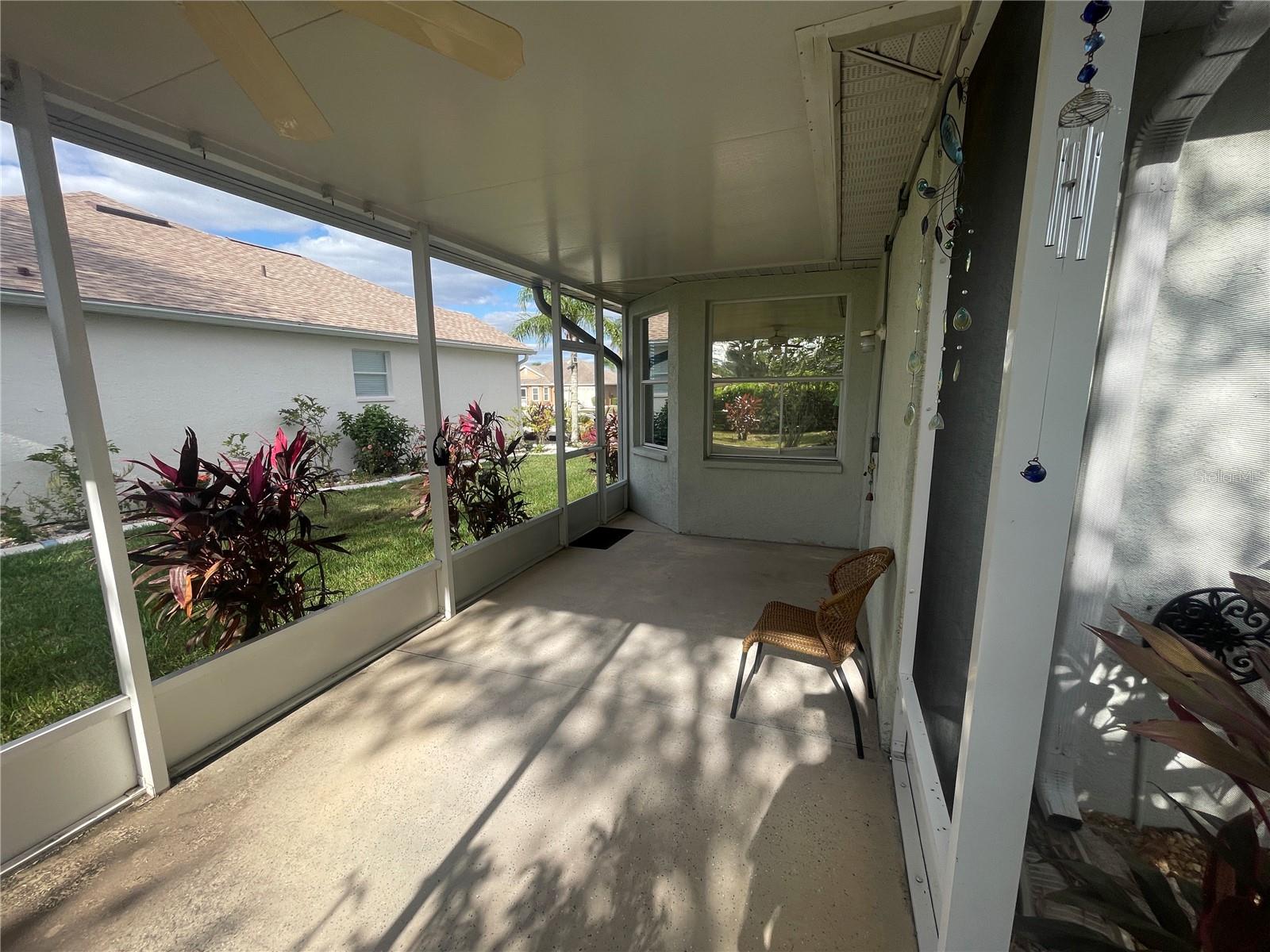 2319 W DEL WEBB BLVD, SUN CITY CENTER, FL, 33573