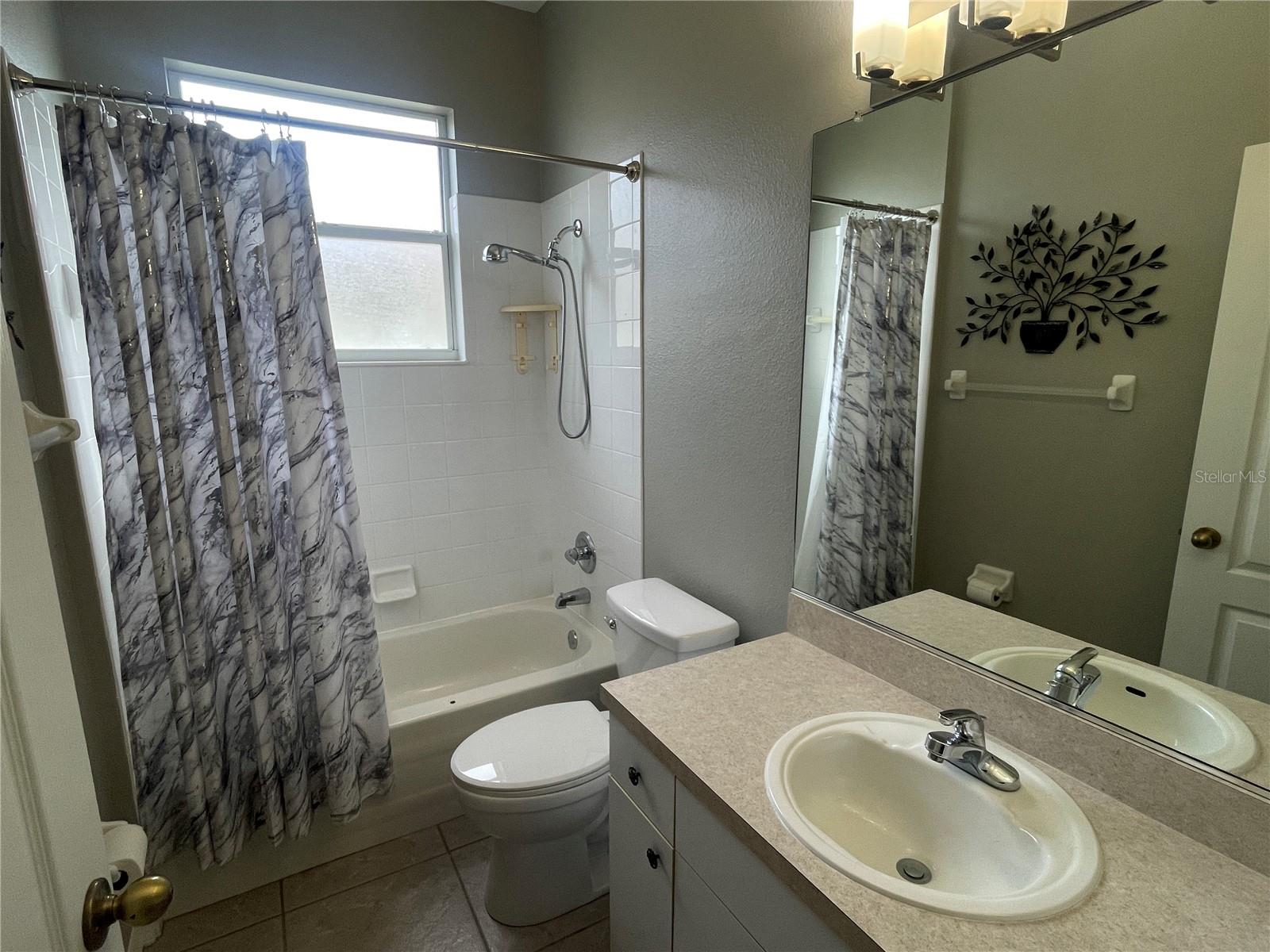 2319 W DEL WEBB BLVD, SUN CITY CENTER, FL, 33573