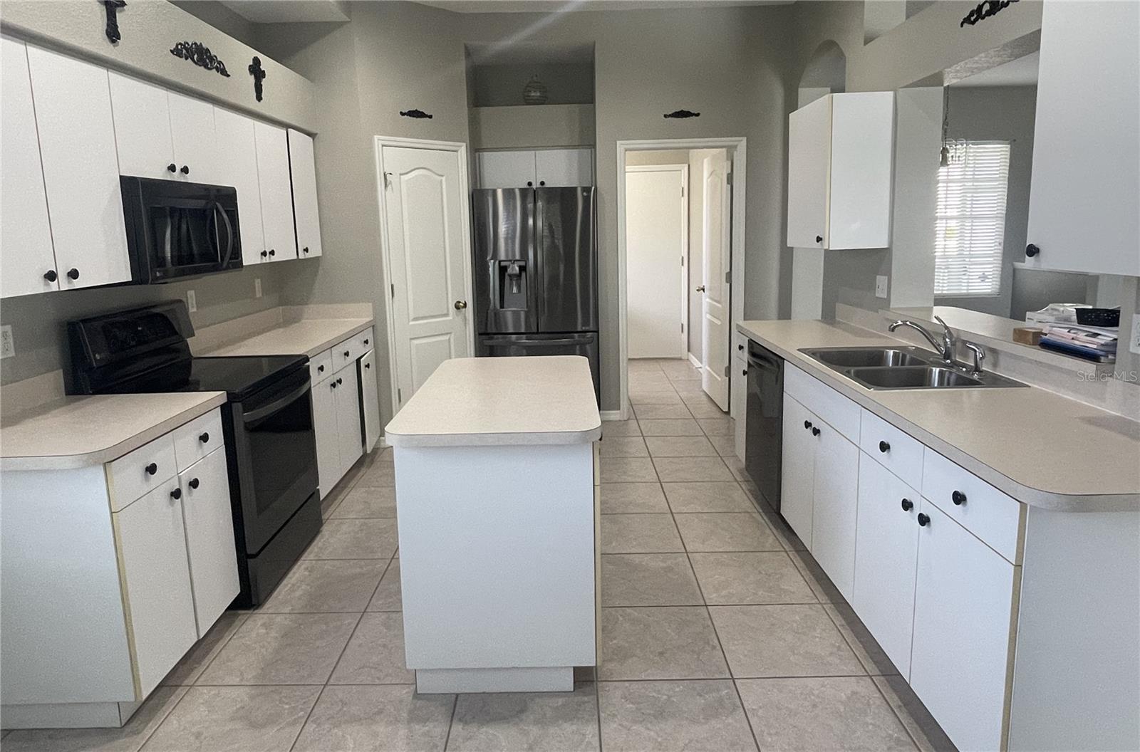 2319 W DEL WEBB BLVD, SUN CITY CENTER, FL, 33573