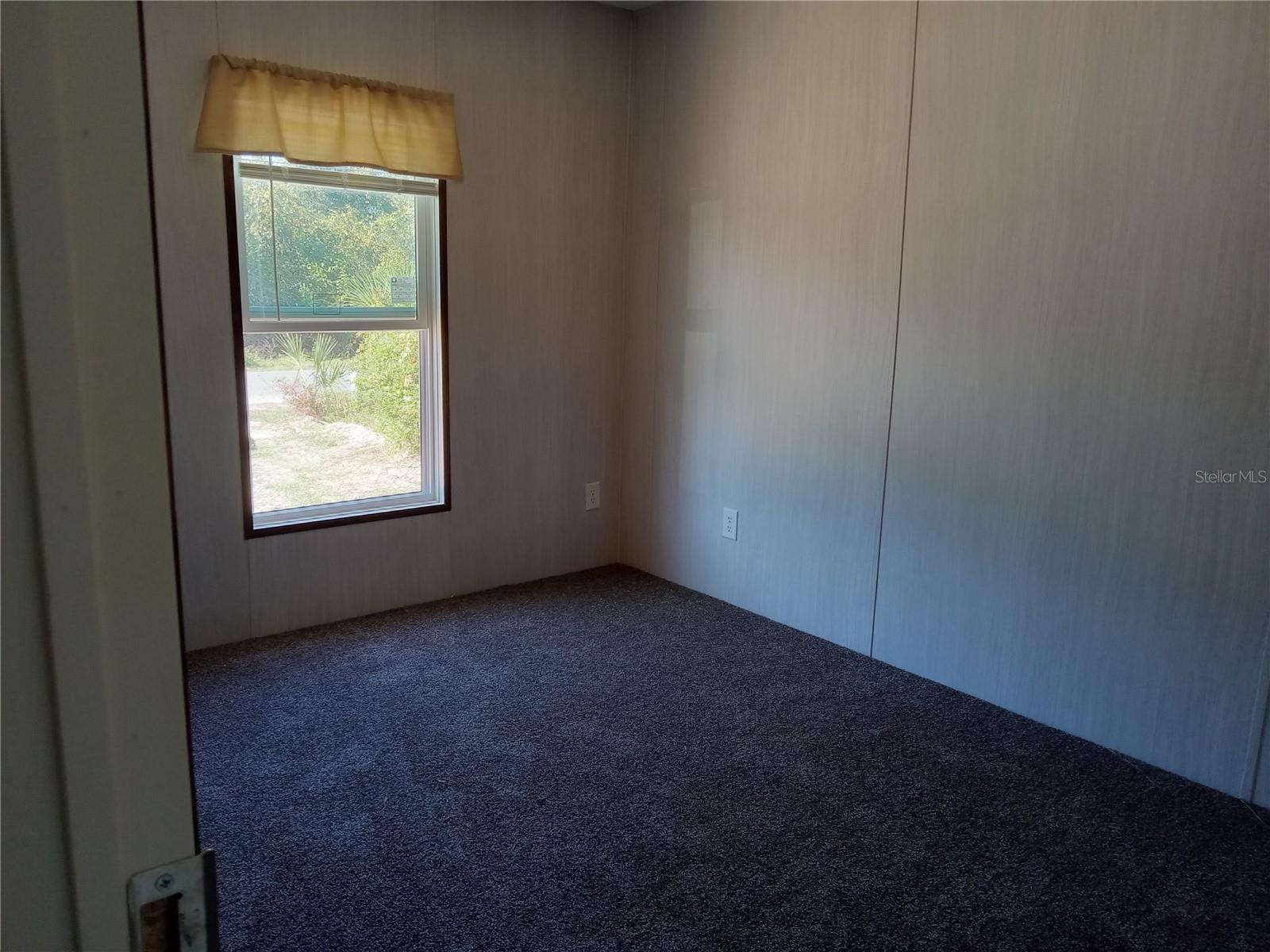 31541 HILLCREST DR, EUSTIS, FL, 32736
