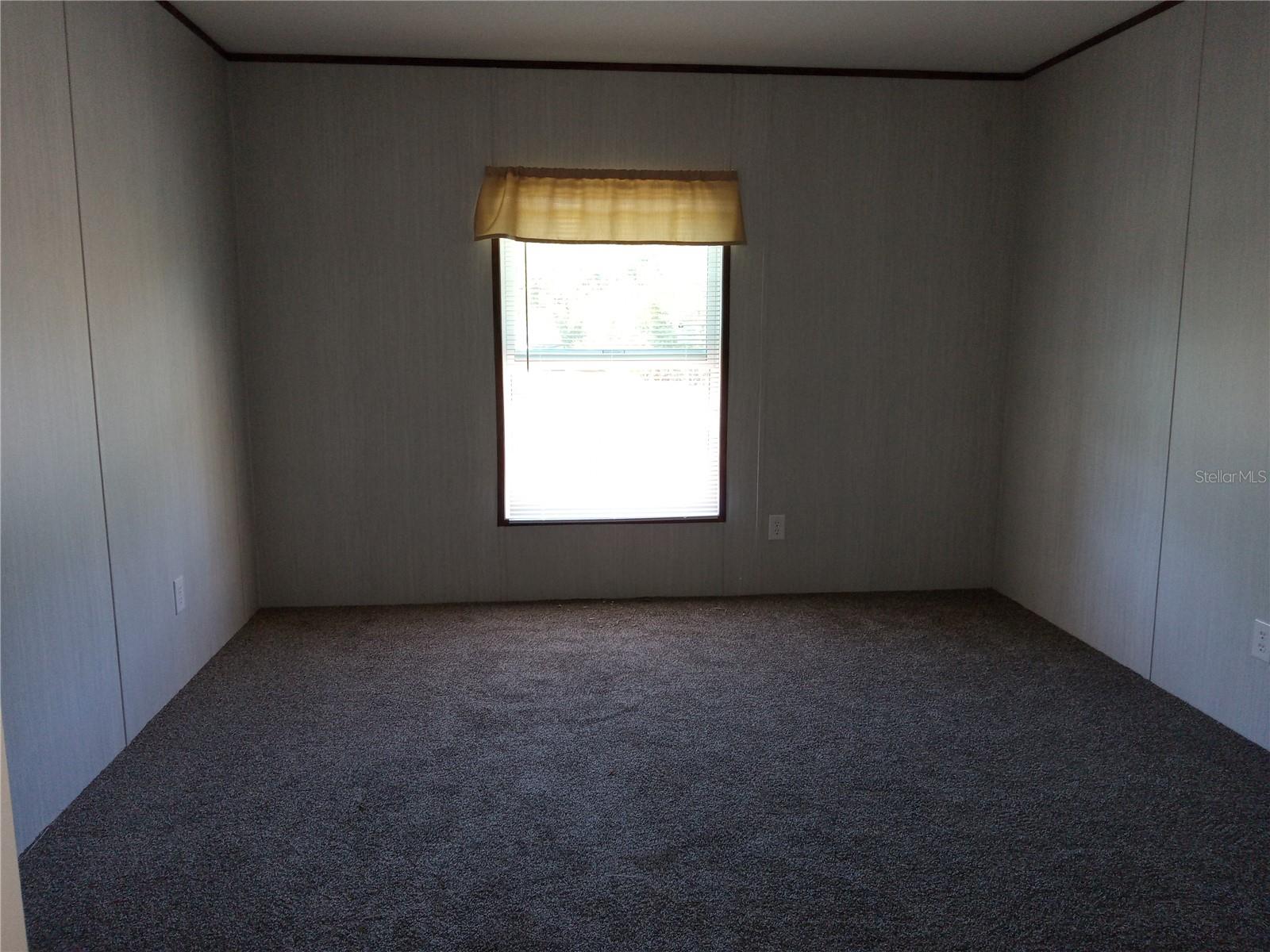 31541 HILLCREST DR, EUSTIS, FL, 32736