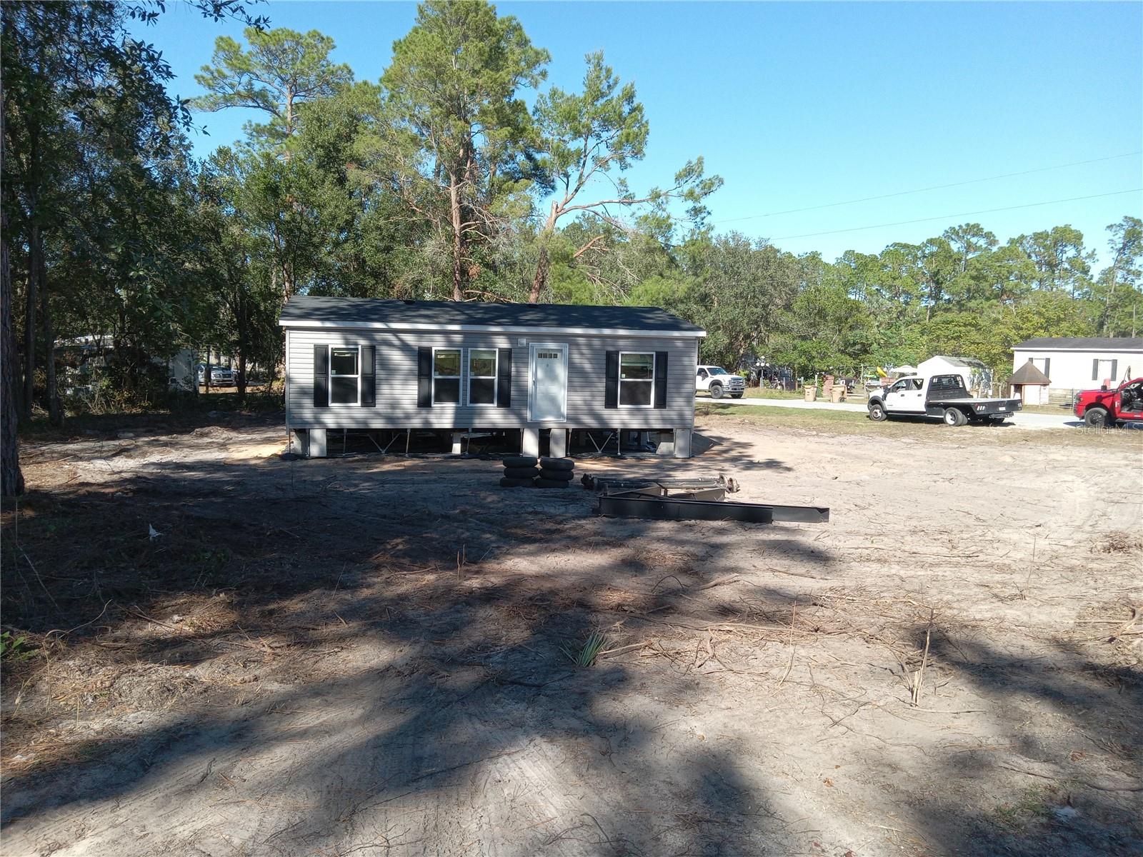 31541 HILLCREST DR, EUSTIS, FL, 32736