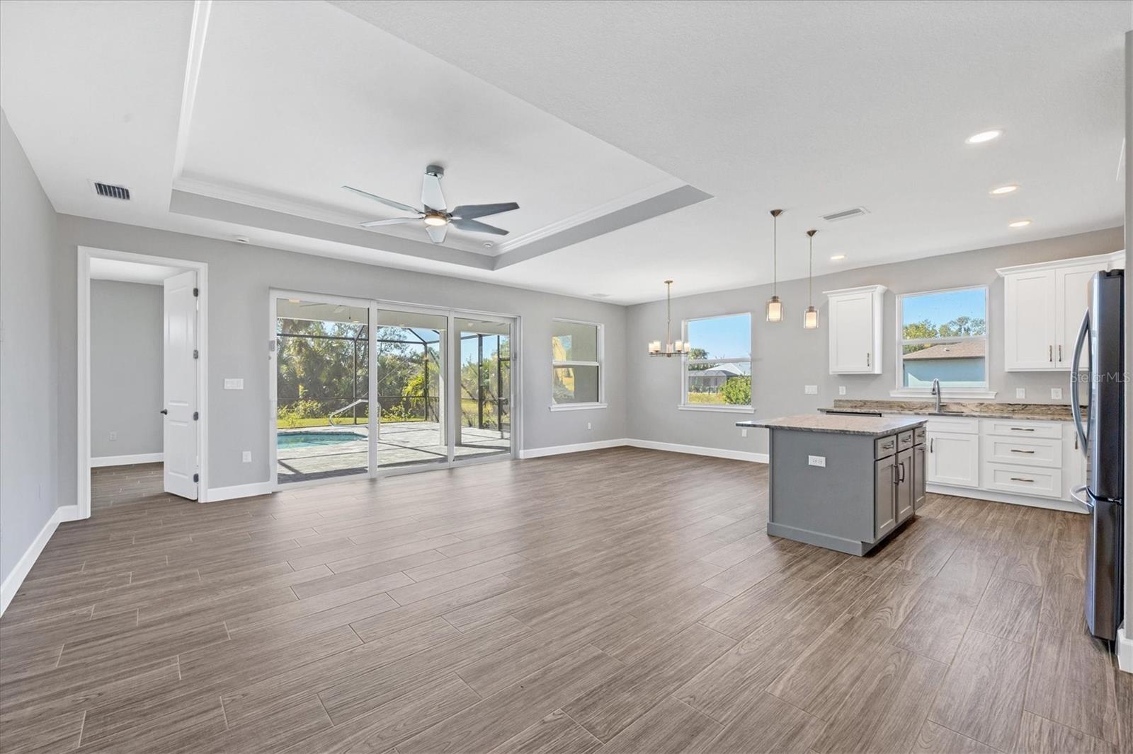 399 SUNSET RD N, ROTONDA WEST, FL, 33947