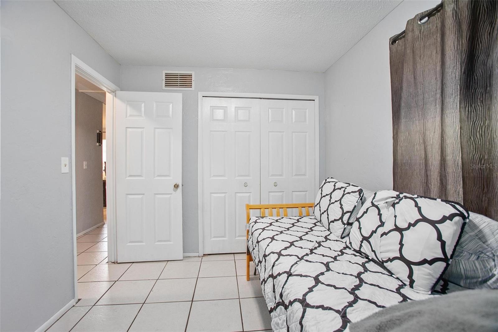 1571 S BOUNDARY ST, DELAND, FL, 32720