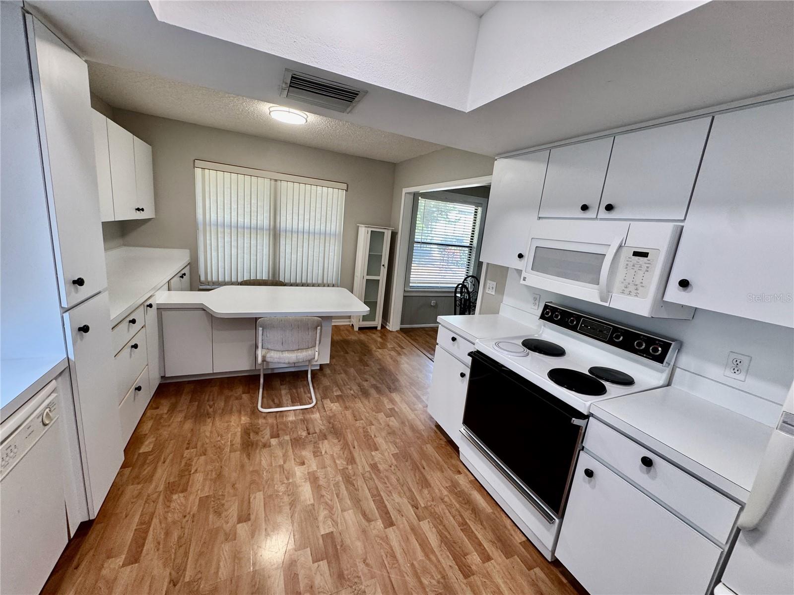 6718 TRAIL RIDGE DR, LAKELAND, FL, 33813