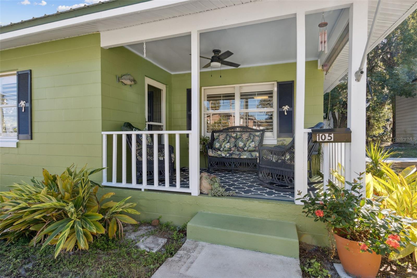 105 CENTRAL AVE, CRESCENT CITY, FL, 32112