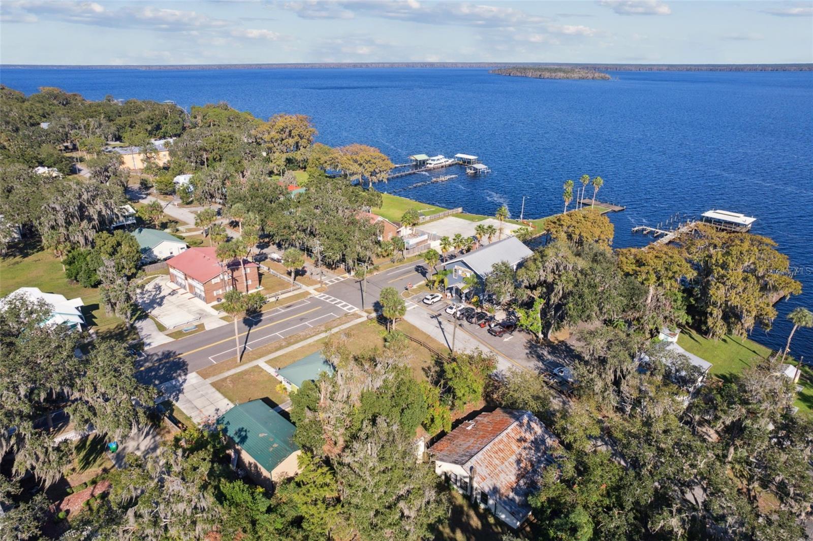 105 CENTRAL AVE, CRESCENT CITY, FL, 32112