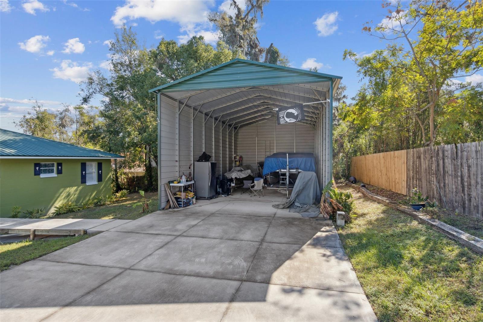 105 CENTRAL AVE, CRESCENT CITY, FL, 32112