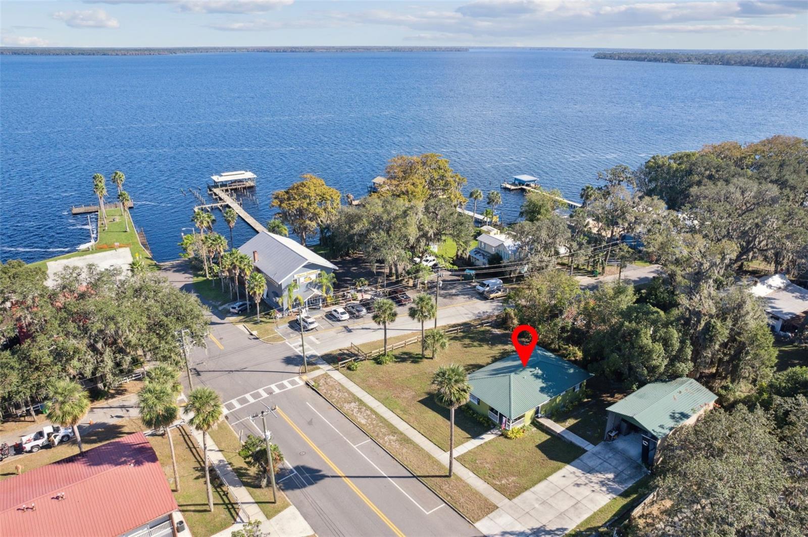 105 CENTRAL AVE, CRESCENT CITY, FL, 32112