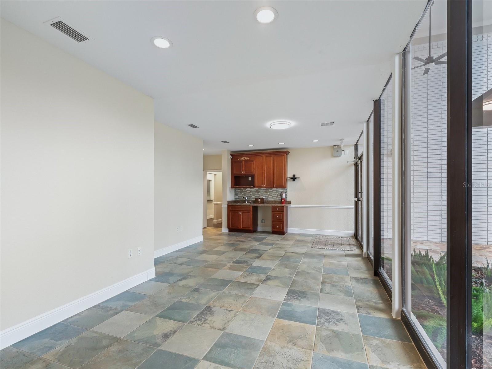 837 S MAIN ST, WILDWOOD, FL, 34785