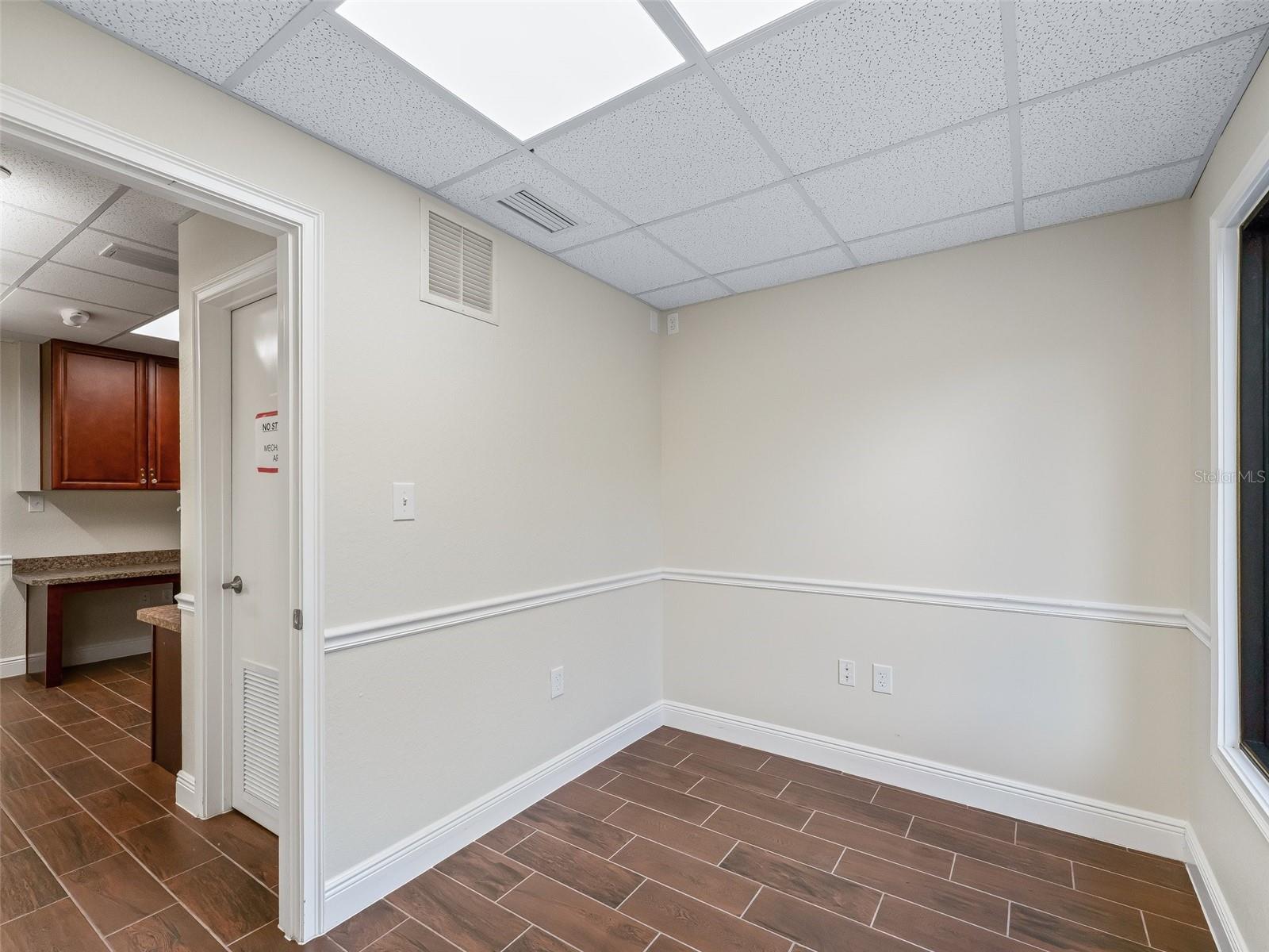 837 S MAIN ST, WILDWOOD, FL, 34785