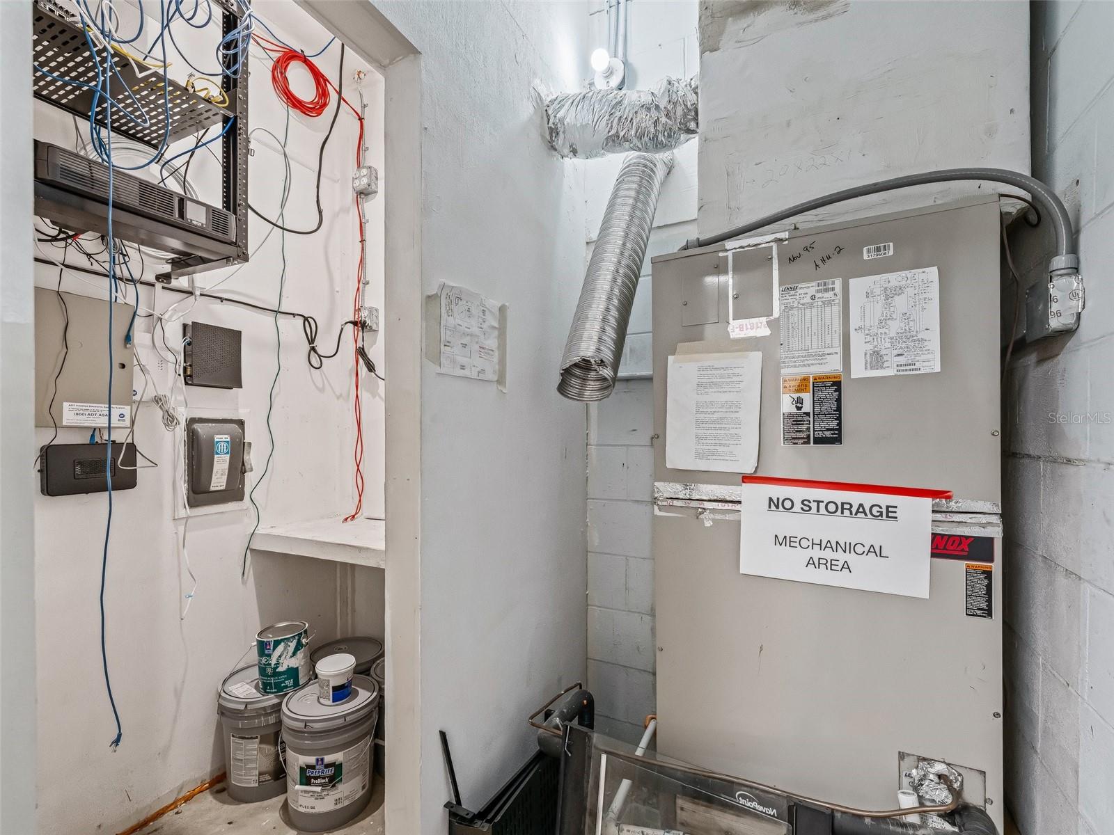 837 S MAIN ST, WILDWOOD, FL, 34785