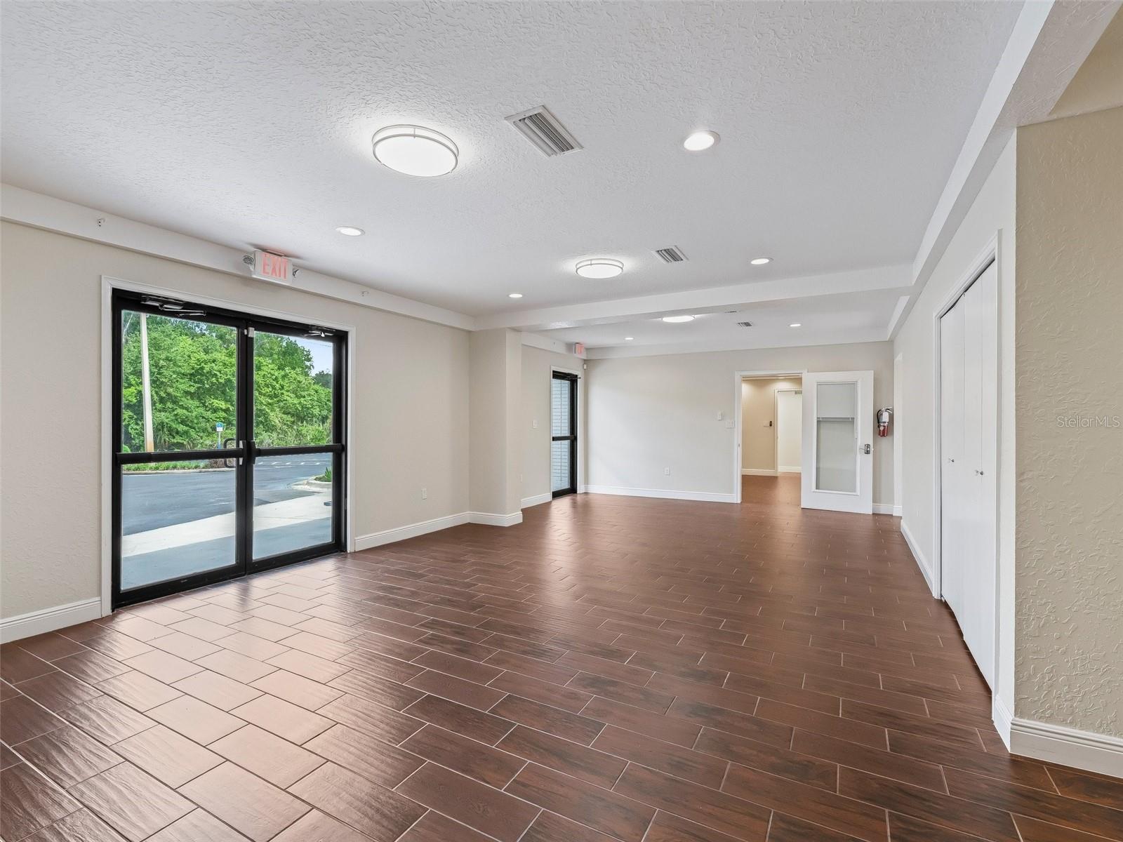 837 S MAIN ST, WILDWOOD, FL, 34785