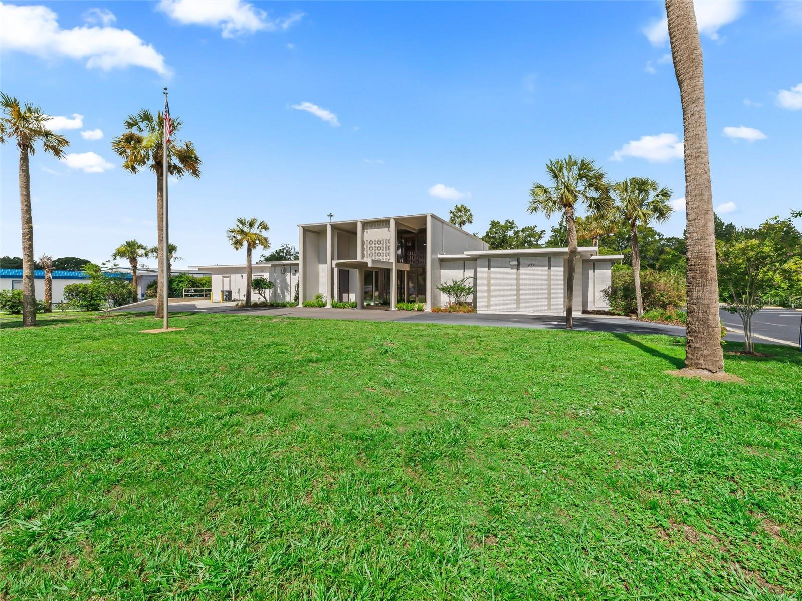 837 S MAIN ST, WILDWOOD, FL, 34785