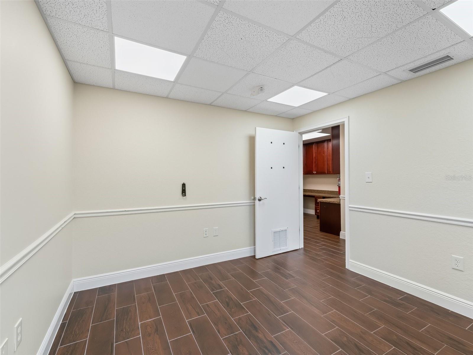 837 S MAIN ST, WILDWOOD, FL, 34785