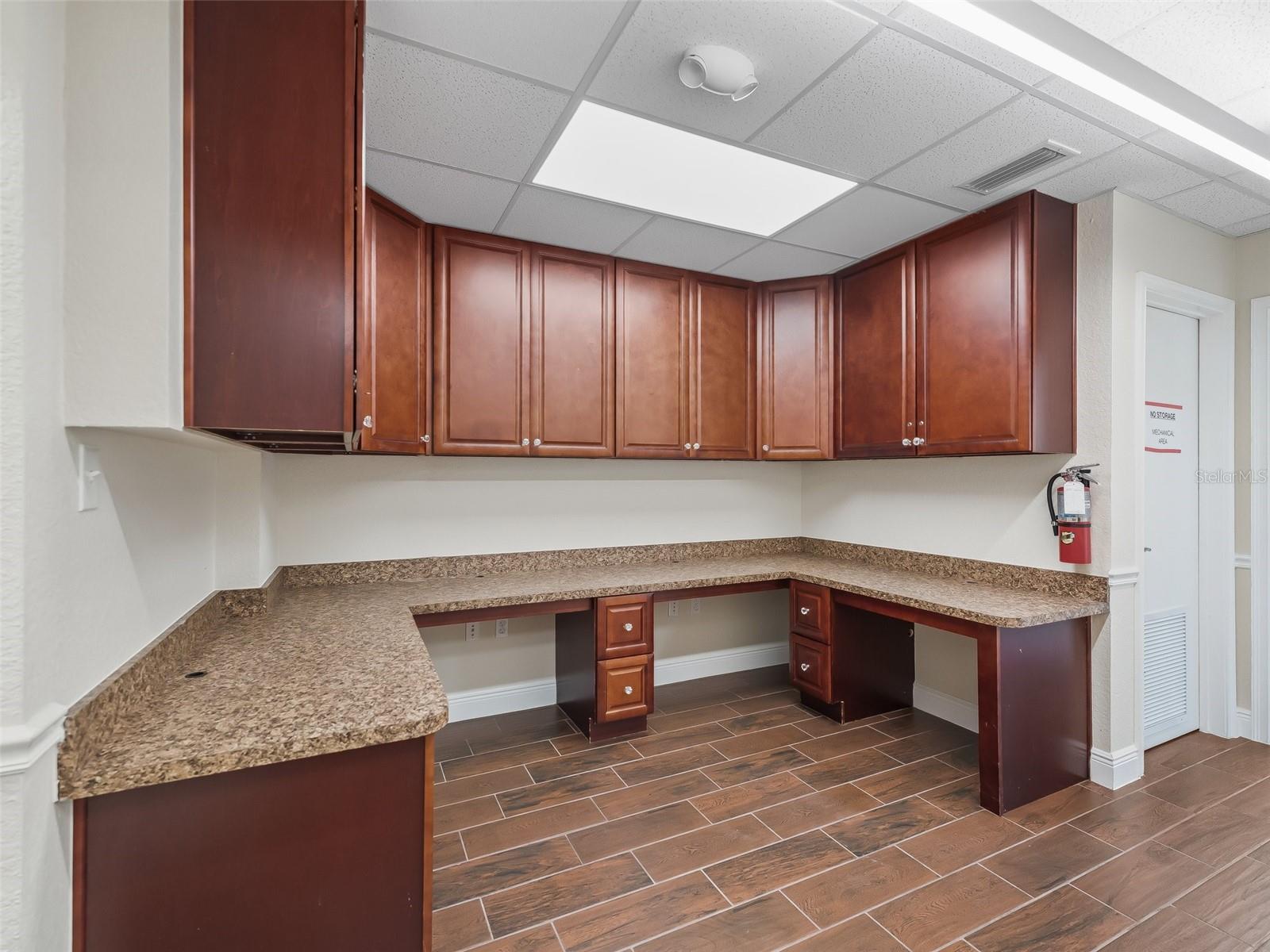 837 S MAIN ST, WILDWOOD, FL, 34785