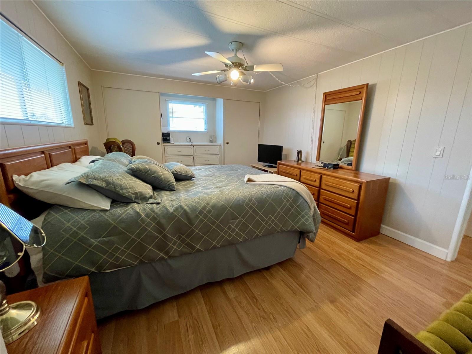 34185 CANAL DR N, PINELLAS PARK, FL, 33781