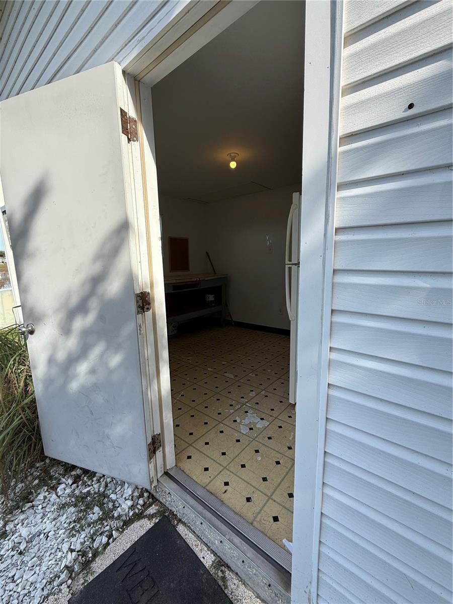 9289 GRIZZLY BEAR LN, WEEKI WACHEE, FL, 34613