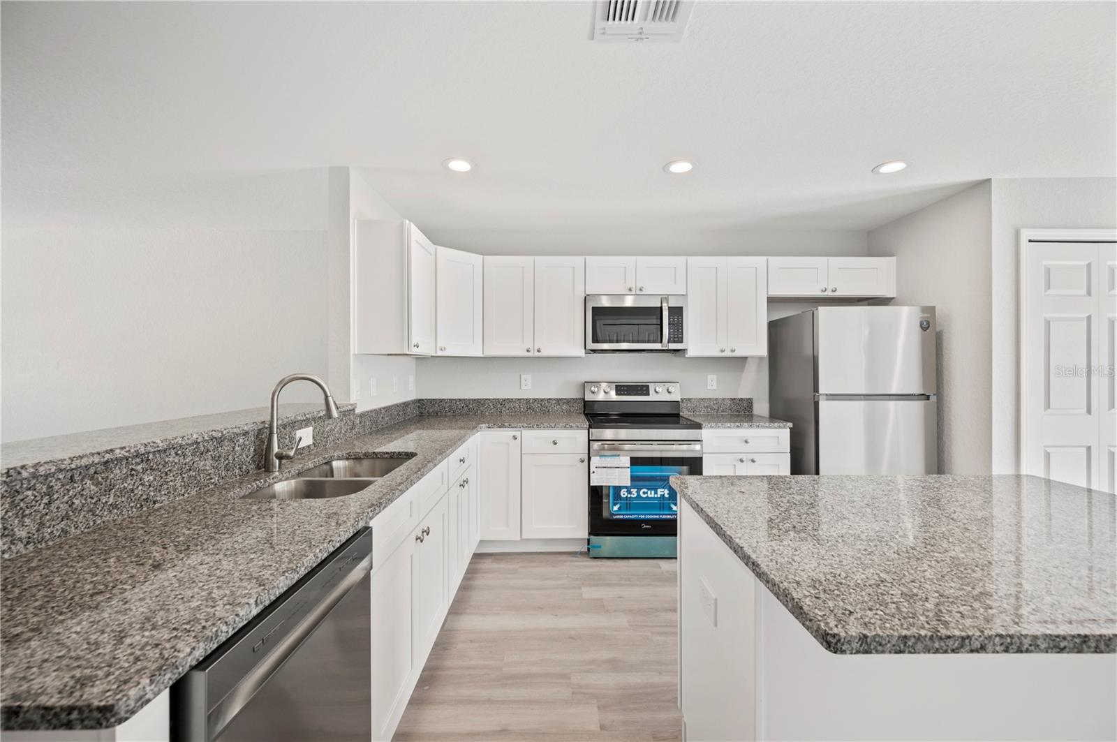 242 GREEN ST, AUBURNDALE, FL, 33823