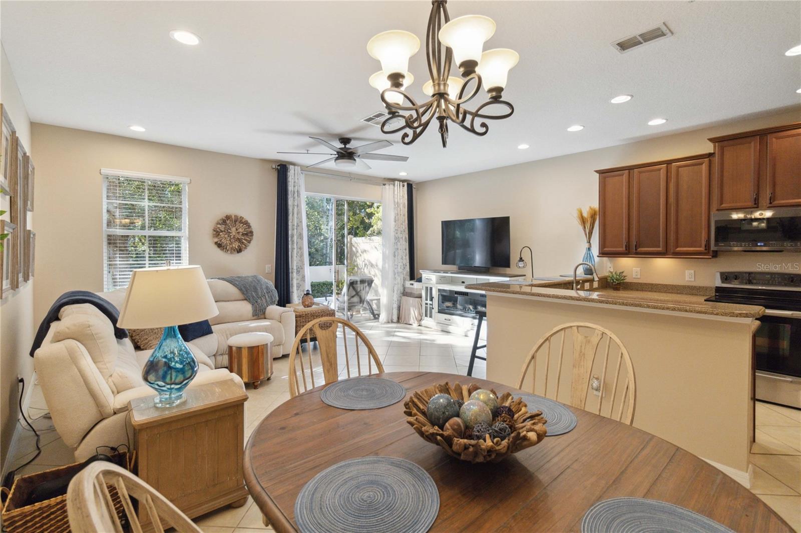 136 CANTERBURY BELL DR, OVIEDO, FL, 32765