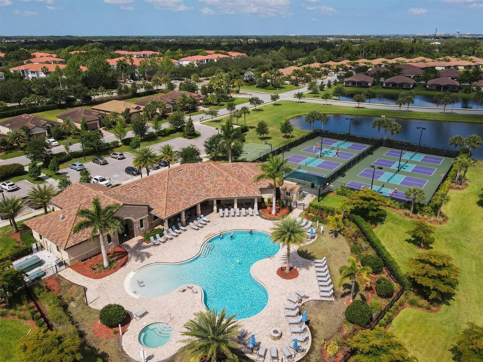 6567 WILLOWSHIRE WAY, BRADENTON, FL, 34212