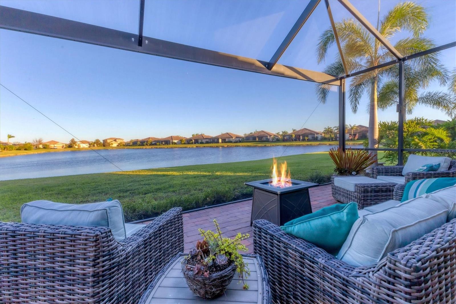 6567 WILLOWSHIRE WAY, BRADENTON, FL, 34212