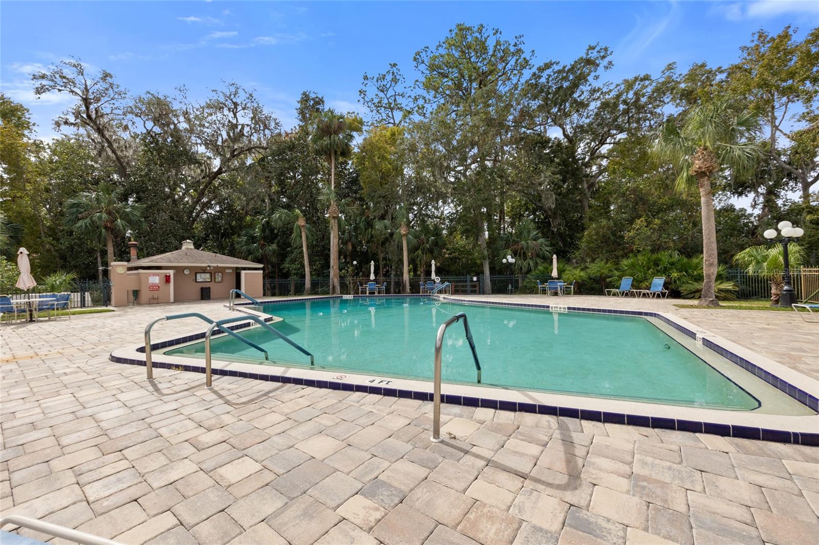 140 ORCHID WOODS CT #8B, DELTONA, FL, 32725