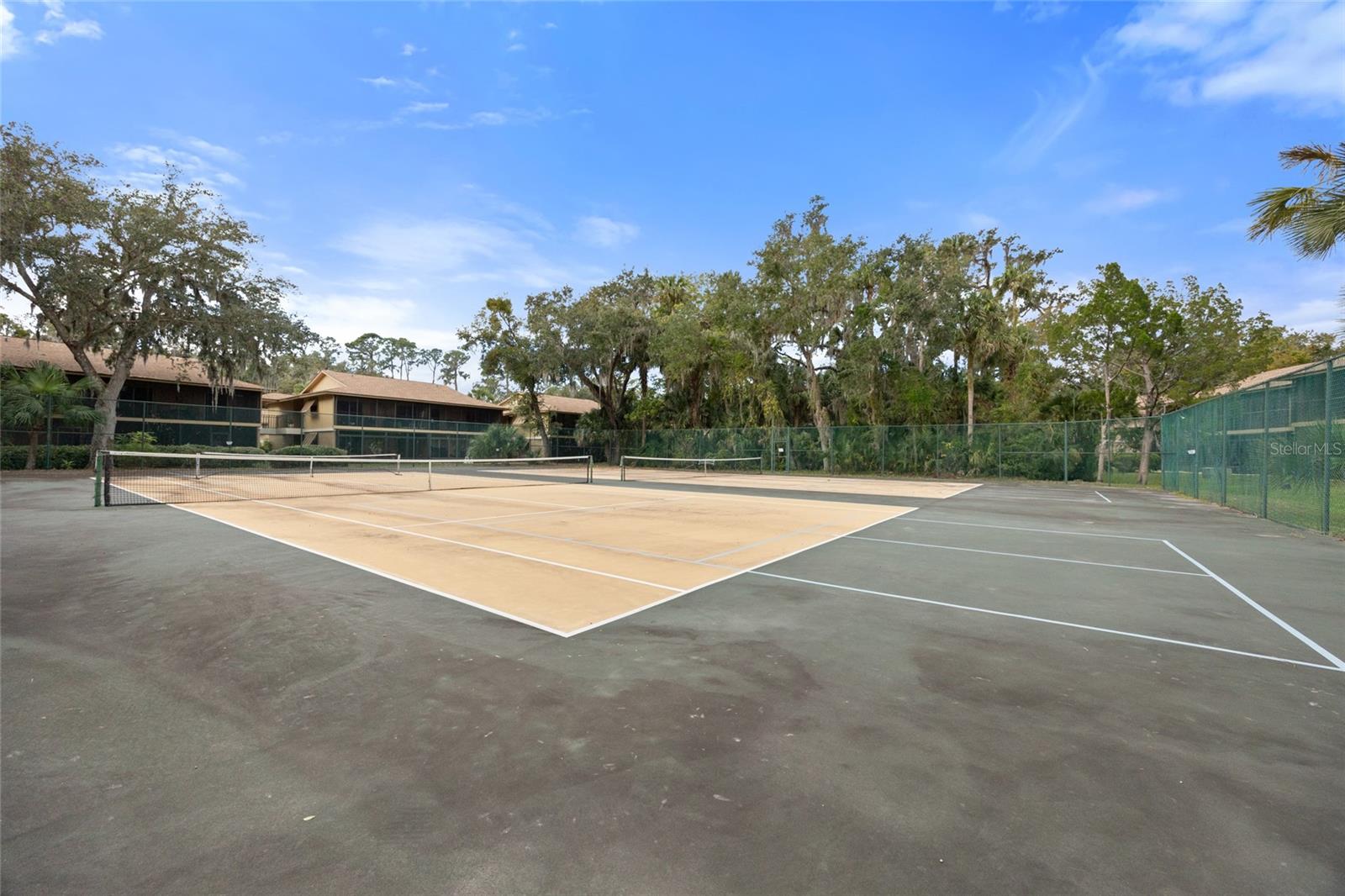 140 ORCHID WOODS CT #8B, DELTONA, FL, 32725