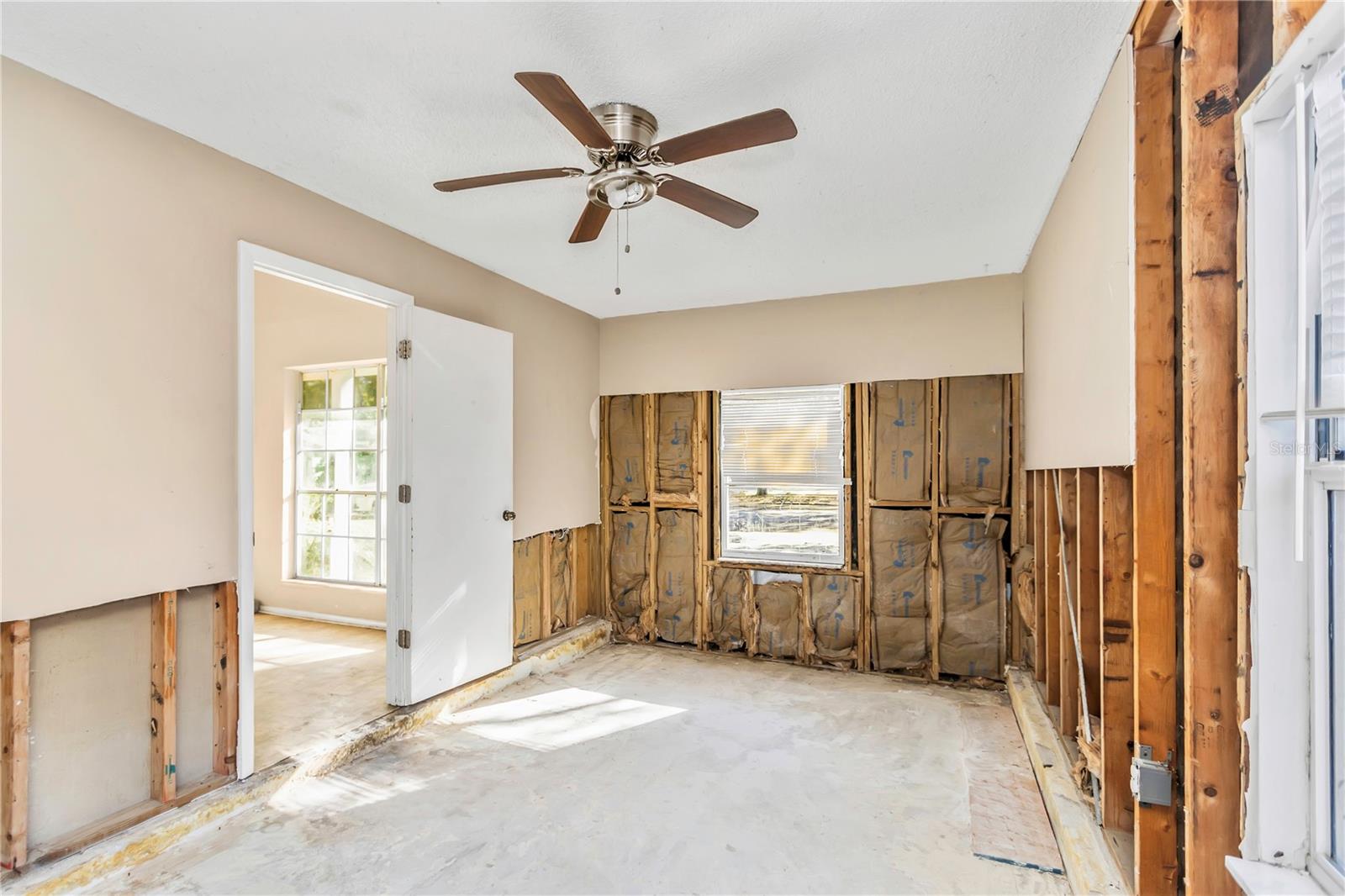 2665 WAVERLY CT, PALM HARBOR, FL, 34684