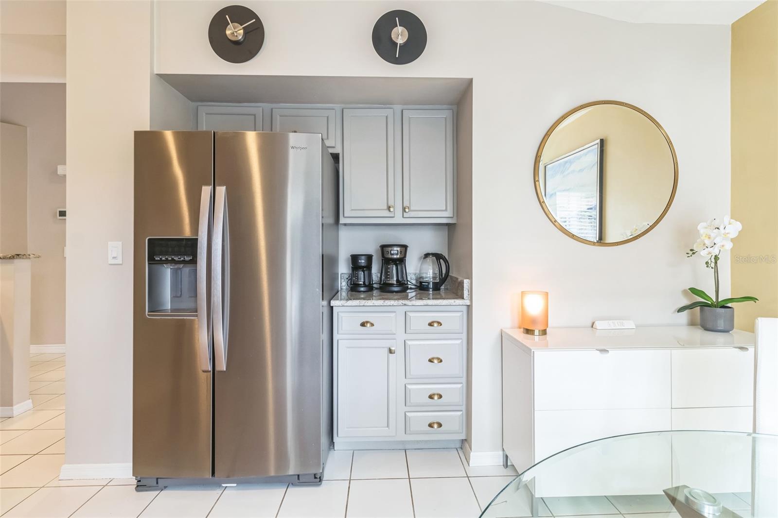 752 WIGGINS LAKE DR #201, NAPLES, FL, 34110