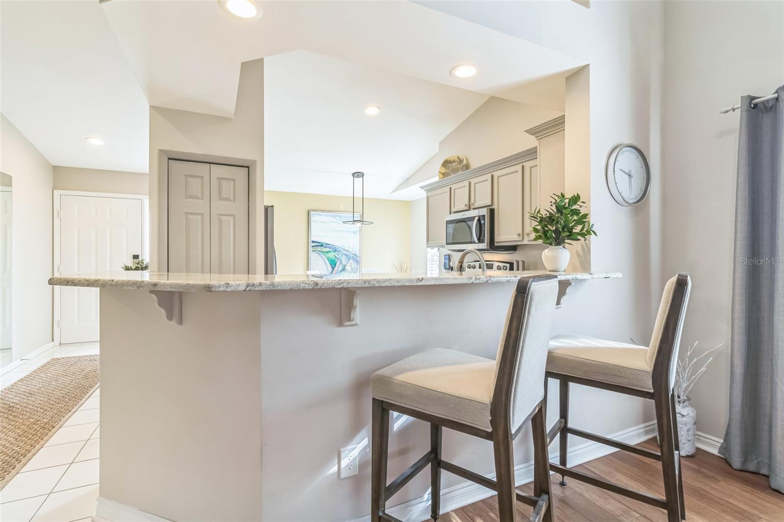 752 WIGGINS LAKE DR #201, NAPLES, FL, 34110