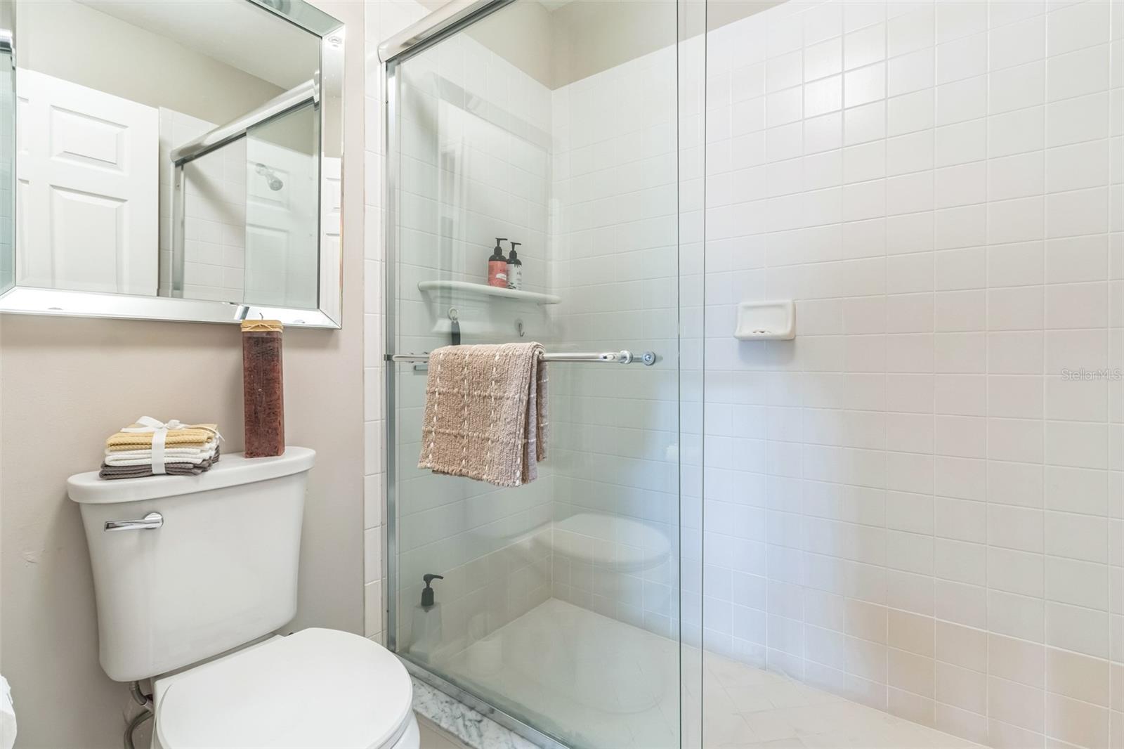 752 WIGGINS LAKE DR #201, NAPLES, FL, 34110