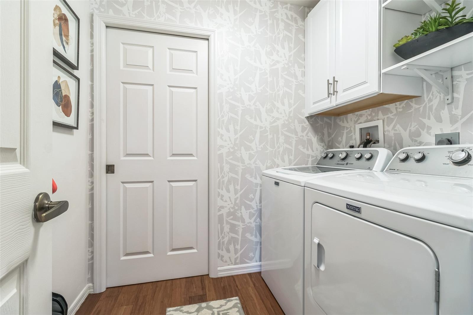 752 WIGGINS LAKE DR #201, NAPLES, FL, 34110