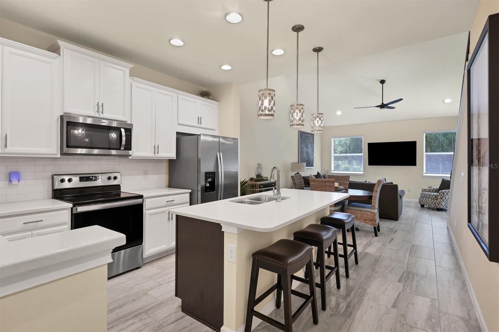 11454 ROLLING GREEN DR, BRADENTON, FL, 34211