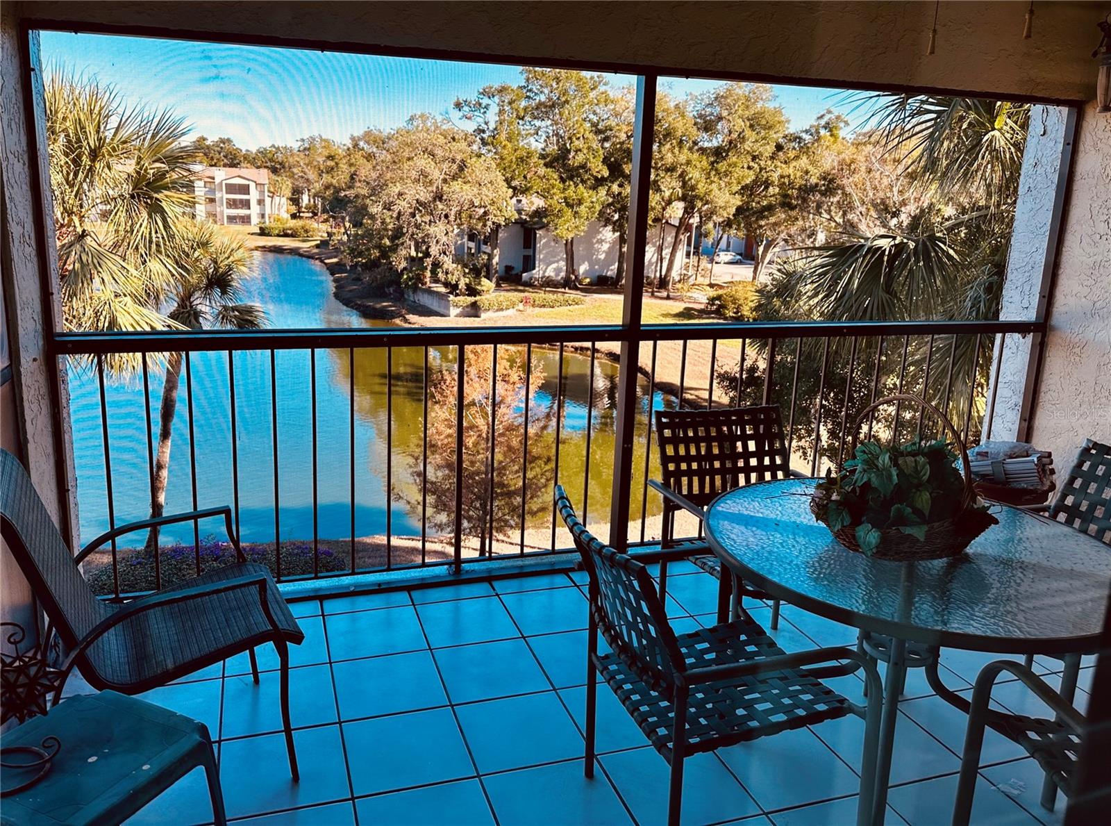 3 ESCONDIDO CIR #18, ALTAMONTE SPRINGS, FL, 32701