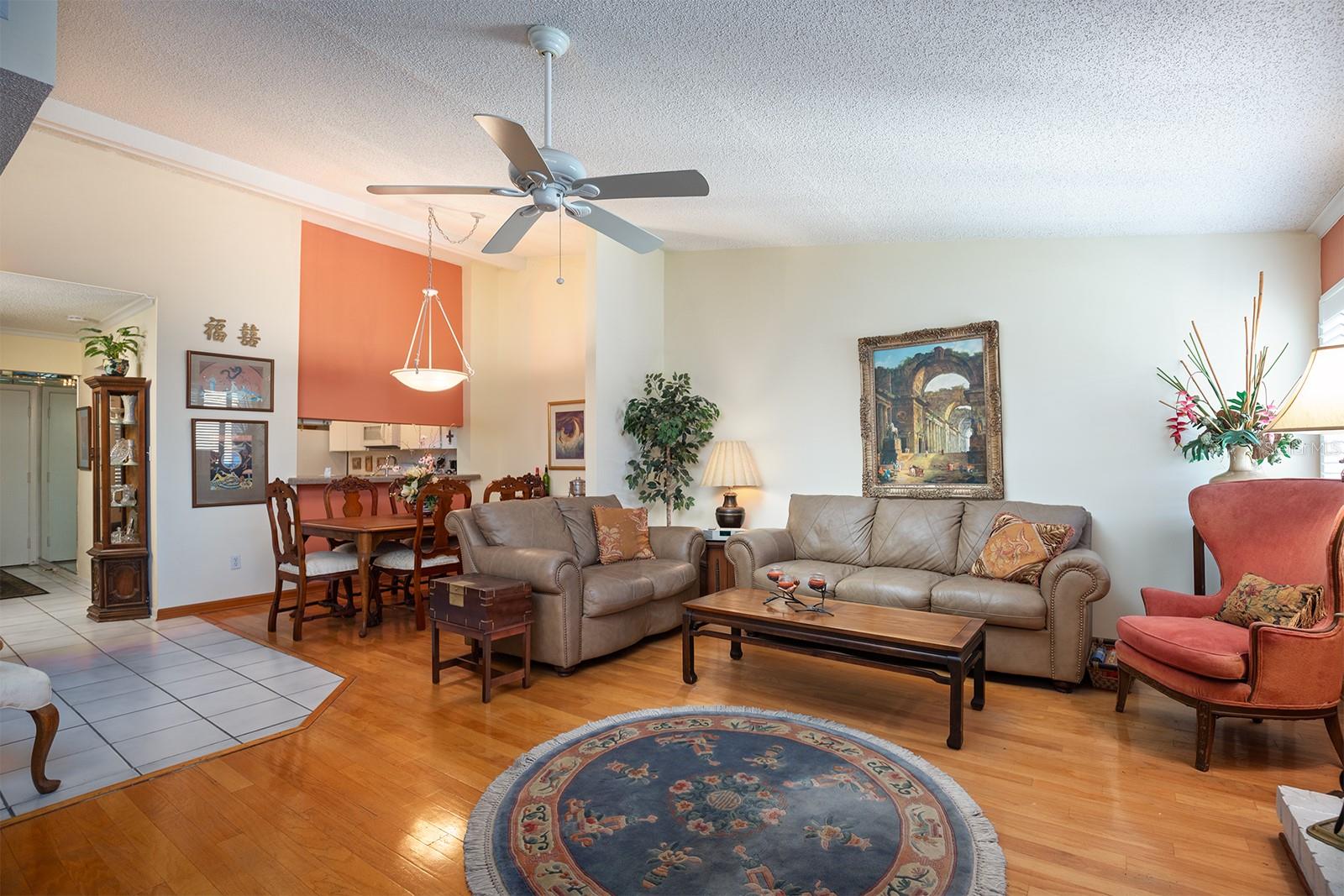 3 ESCONDIDO CIR #18, ALTAMONTE SPRINGS, FL, 32701
