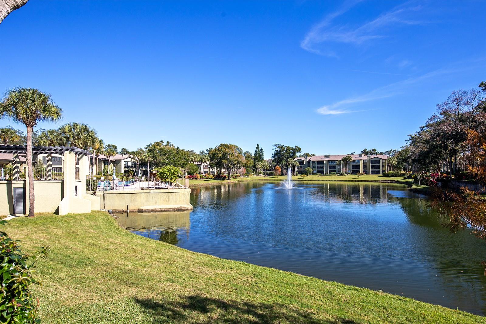 3 ESCONDIDO CIR #18, ALTAMONTE SPRINGS, FL, 32701