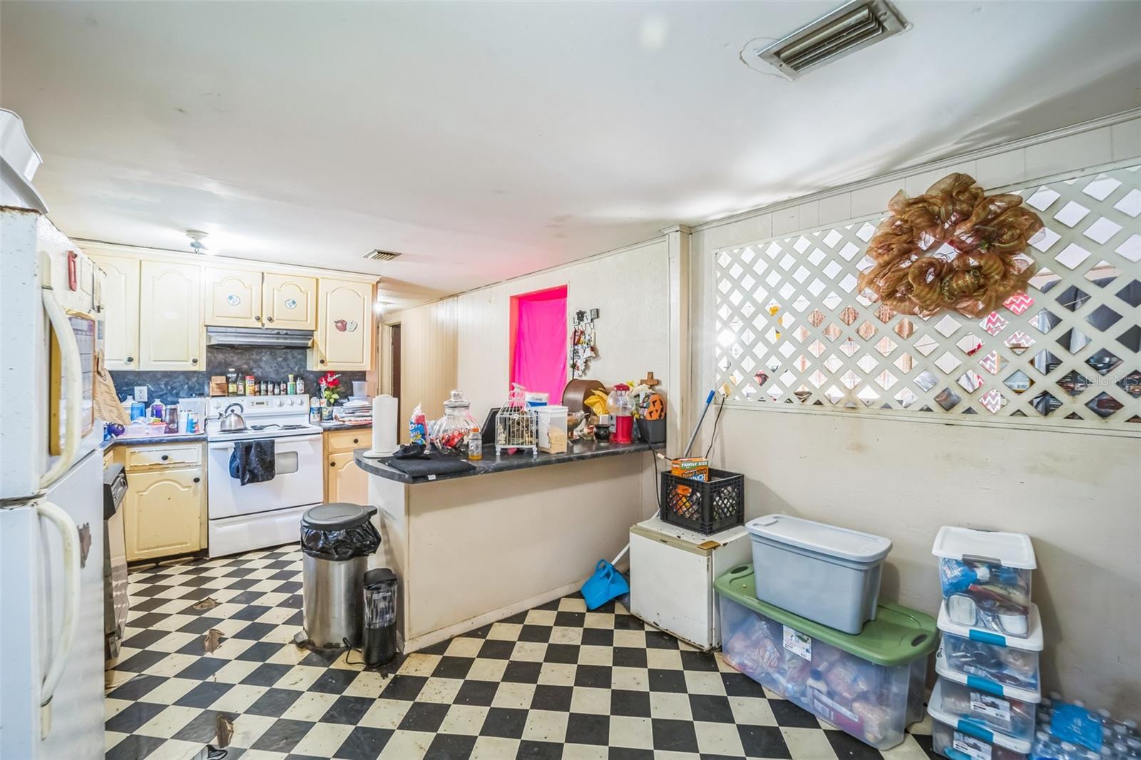 801 N CLERMONT AVE, FORT MEADE, FL, 33841
