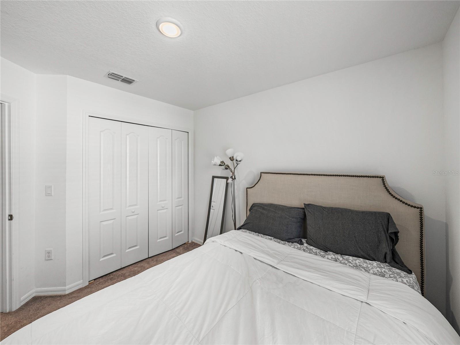 10909 GOLDEN ACORN AVE, TAMPA, FL, 33610