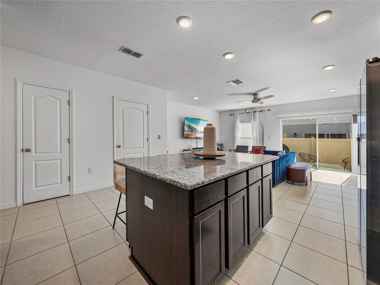 10909 GOLDEN ACORN AVE, TAMPA, FL, 33610
