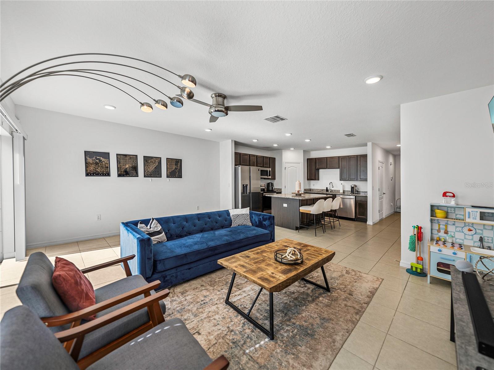 10909 GOLDEN ACORN AVE, TAMPA, FL, 33610