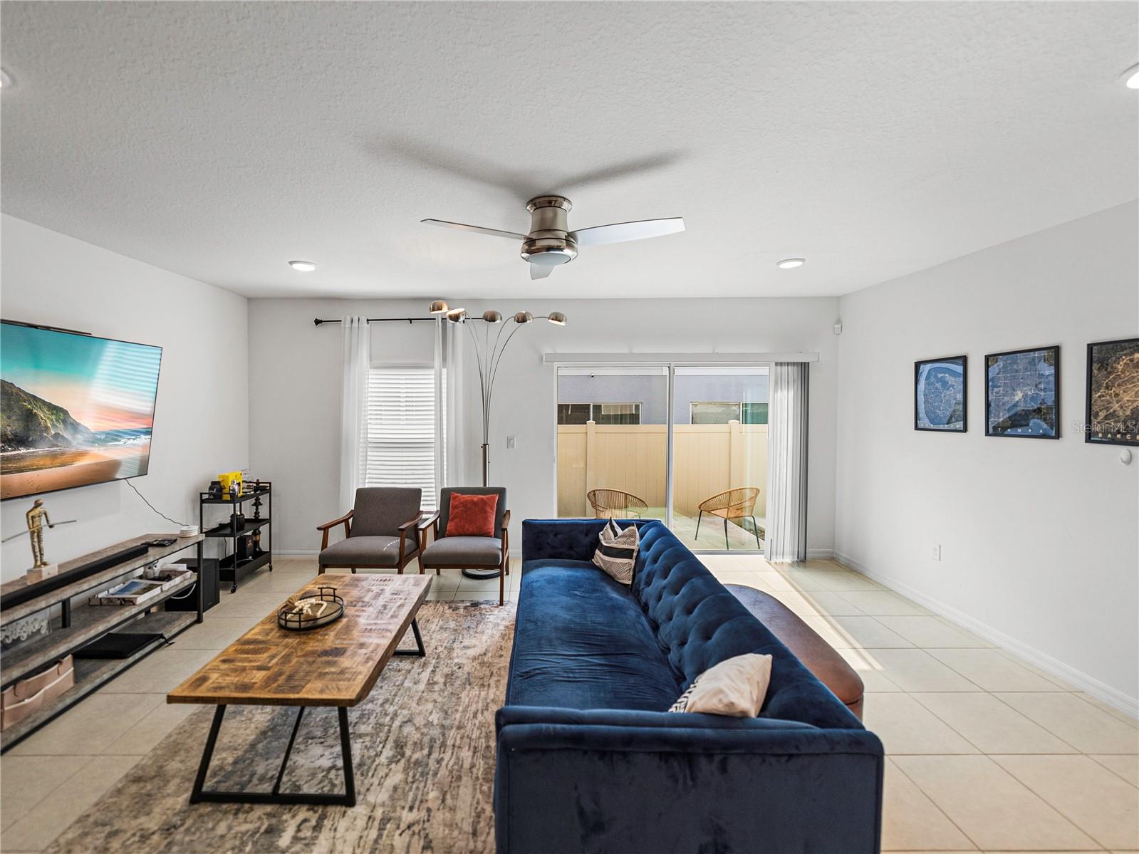 10909 GOLDEN ACORN AVE, TAMPA, FL, 33610