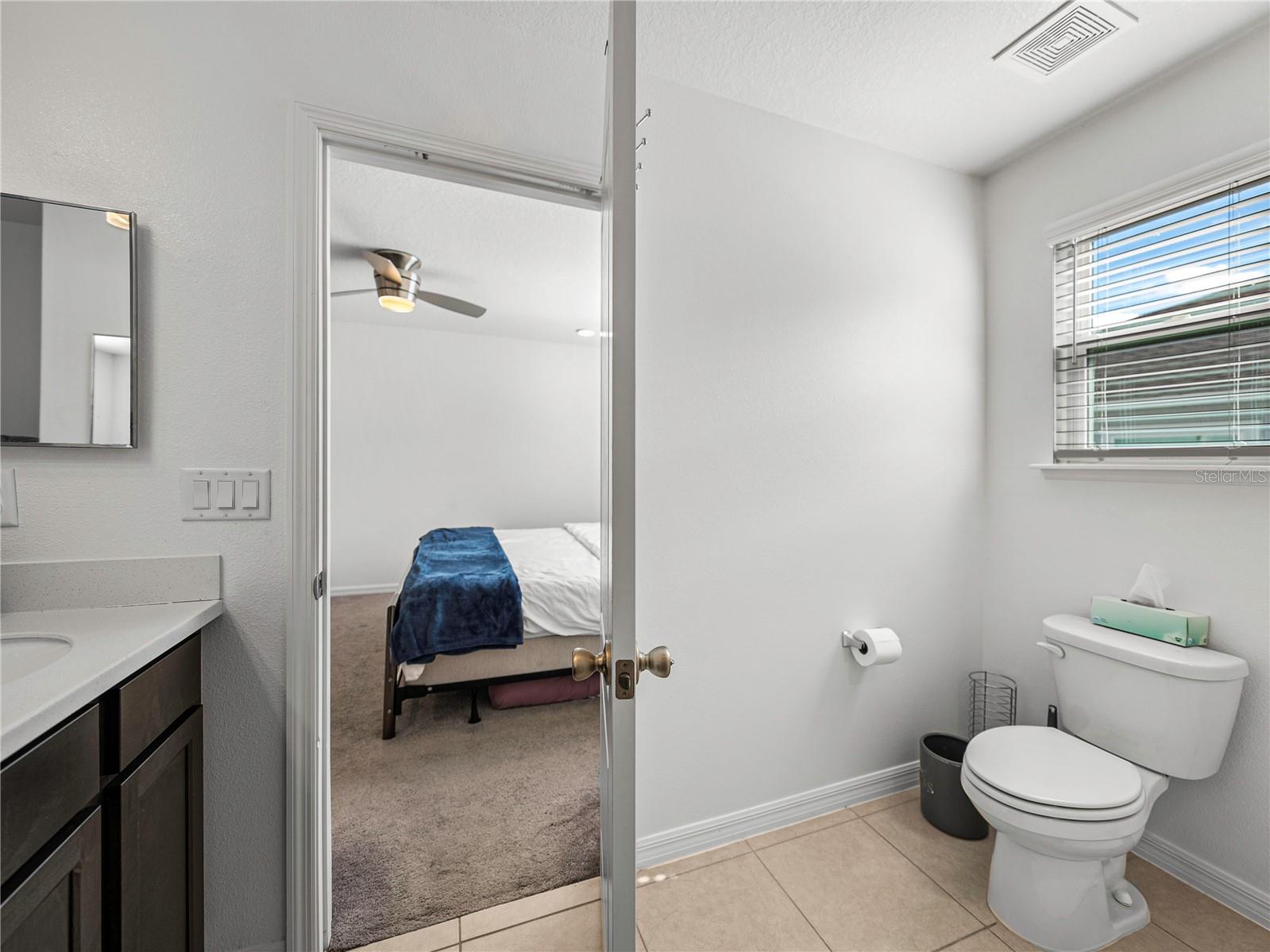 10909 GOLDEN ACORN AVE, TAMPA, FL, 33610